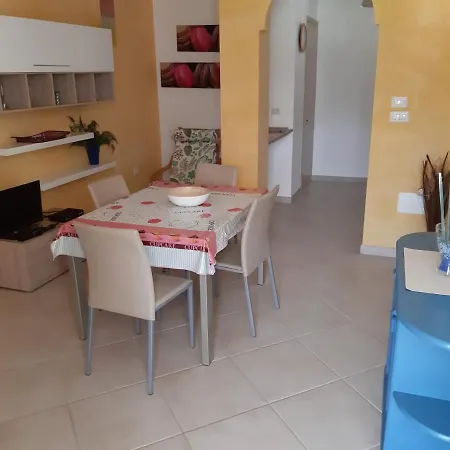 Alba Di Adamagi Apartment *